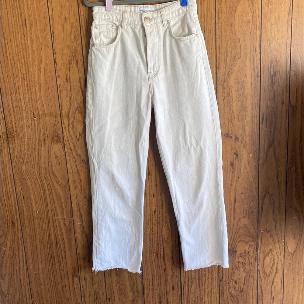 Zara White Straight Leg Jeans High-Waisted Classic